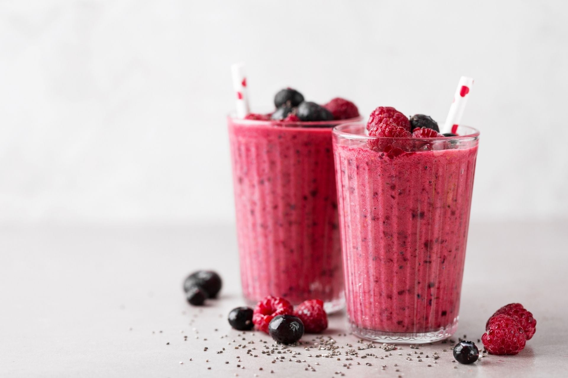 Immune-boosting berry smoothie